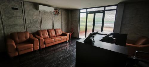 Stayz Royale Hyderabad - Near LB Nagar Metro