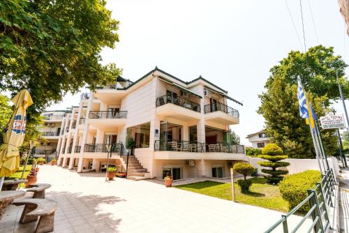 Stefanidis Platani Beach