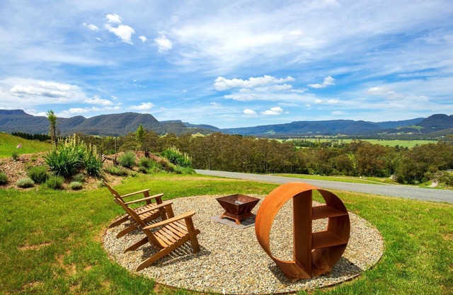 Stella at Kangaroo Valley - Perfect Views - Fire Pit