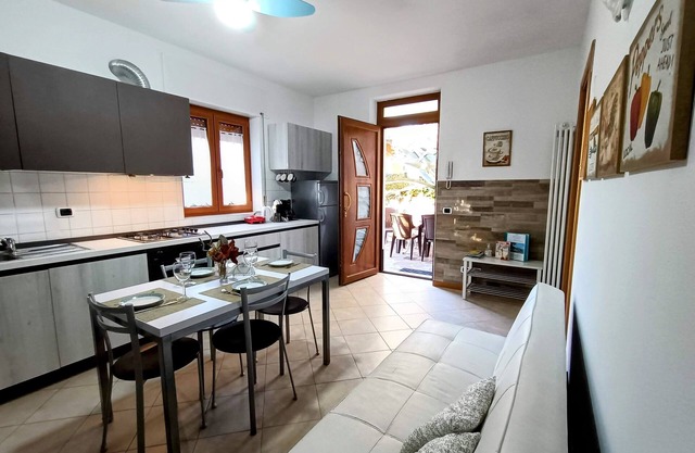 Appartement cosy Stella, jardin, lac, montagne, détente, animaux acceptés