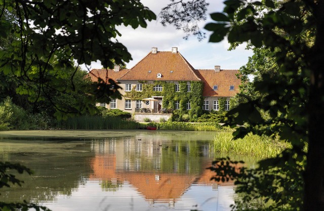 Stemming country idyll