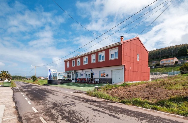 2 bedroom accommodation in Muxía