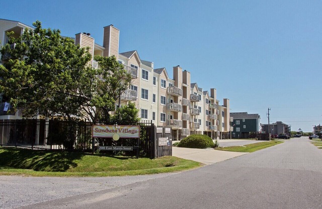Great spot for September surf fishing! Condo in Kill Devil Hills.