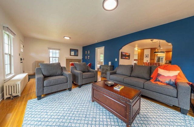 Parkside Escape South Hill w Private ADU