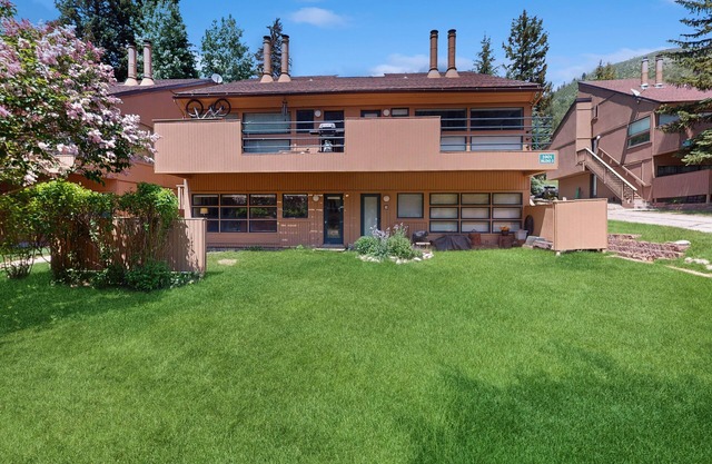 Steps to Ski Shuttle Condo w/ Fireplace, WiFi & Shared Hot Tub/Seasonal Pool