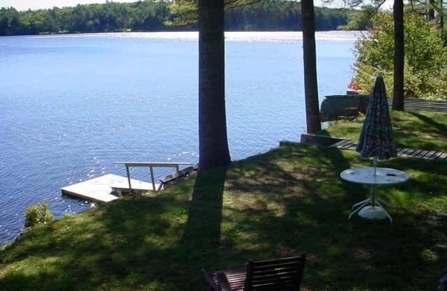 Étapes pour vos 100 pieds privés du bord du lac - 800 $ / semaine