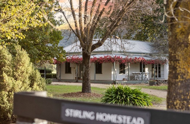 Stirling Estate - Stirling Homestead - Baringa Cottage - Jumbuck Cottage