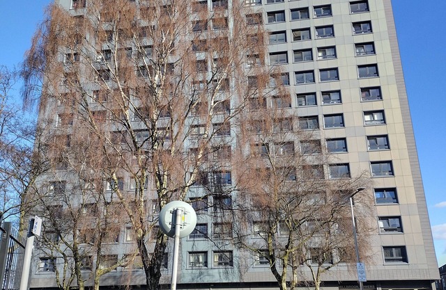 Stockport 11th floor 2 double bed apartment