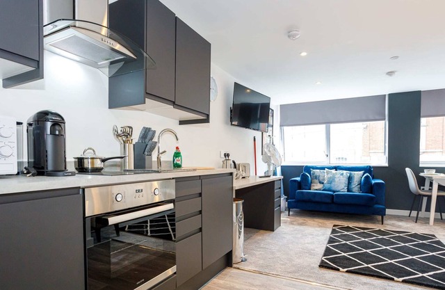 Centrally located Studio in Stoke-on-Trent