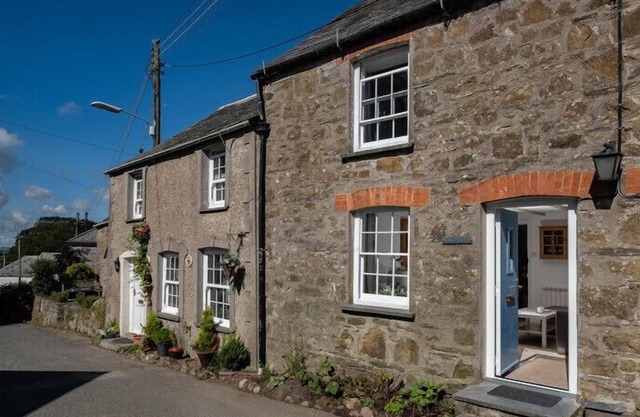 Stokes Cottage, ST MINVER