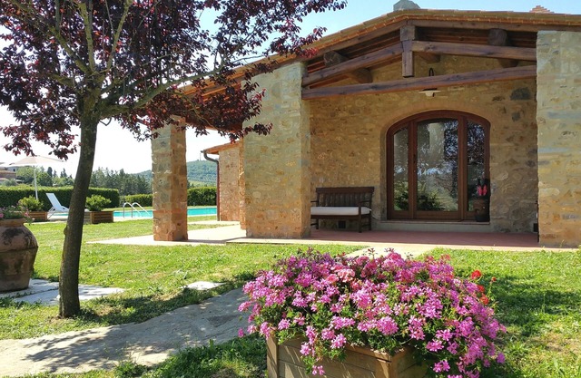 Maison en pierre avec piscine privée dans le Chianti