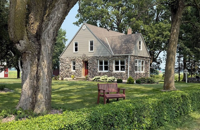 NOUVELLE LISTE! Belle ferme sur 115 acres — Rare et magnifique!