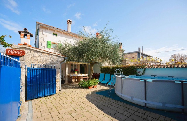 Maison en pierre dans la campagne Peresiji, au cœur de l'Istrie