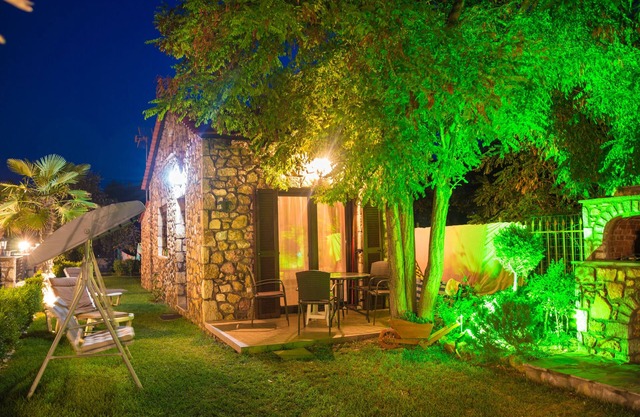 Stone House Maria! Bonnes vacances dans un bungalow sur une plage!