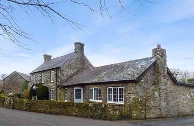 Stone Lodge, NOLTON HAVEN