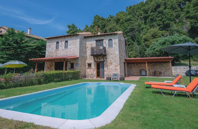 Stone Made Private Pool Villa I, Kriopigi