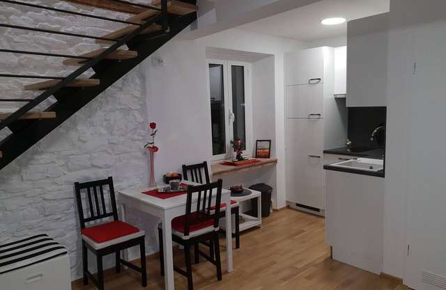 Mur de pierre appartements Izola