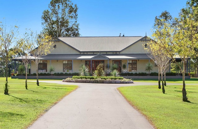 Stonegate Estate - Homestead Elégant