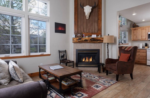 3 BR Condo on Ski Hill - SR#42