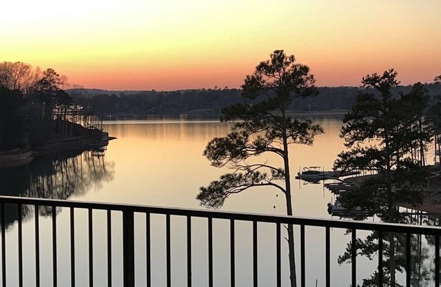 Stoneview Sunset- Amazing Waterfront Views!!!