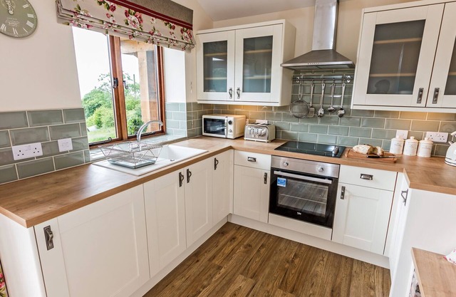 Stoney-Brook Lodge, LUDLOW