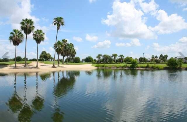 Stoneybrook - First Floor Condo overlooking the Green