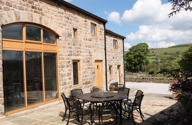 Stoneycroft Barn