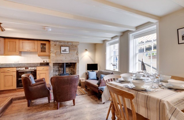 Storm Cottage - Deux Chambres Maison, Couchages 5