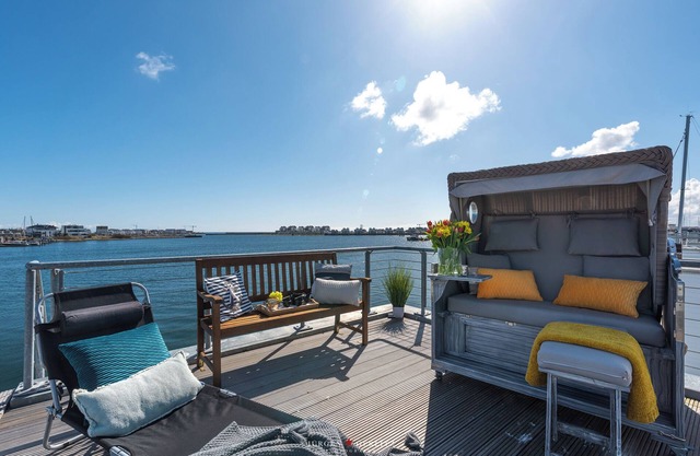 Nouveau Stoertebeker: terrasse ensoleillée, rampe de mise à l'eau, sauna, vue mer