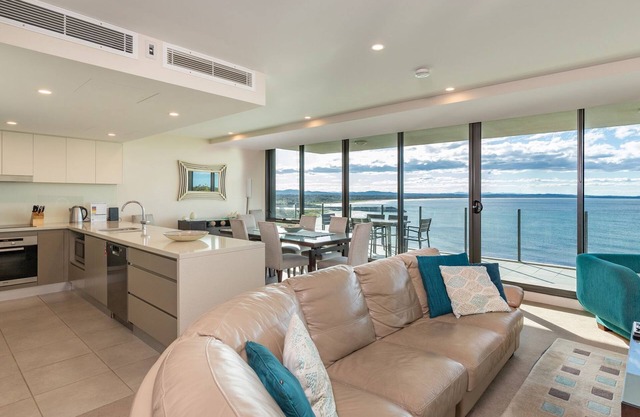 Strand Beachside 1003 - Penthouse