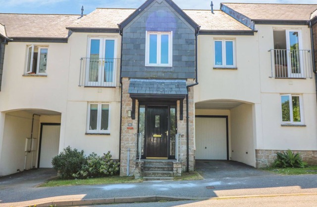 Strawberry Cottage, PENRYN