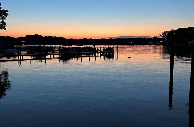Strawberry Point Villa / Spring Lake MI
