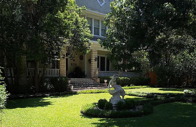 Strickland Arms Bed and Breakfast