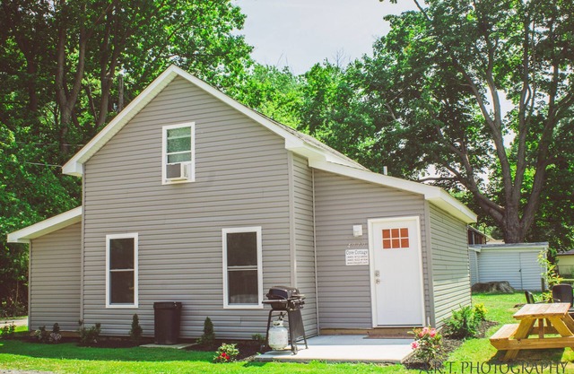 Steps From Strip 3 Chambre 1. 5bath nouvellement remolded. Ac, wifi, câble, firepit,