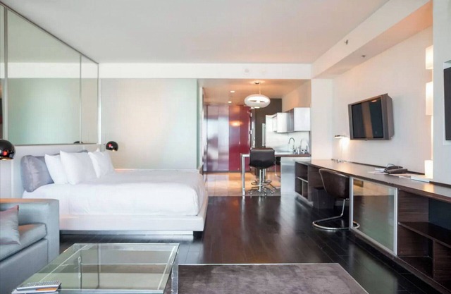 Vue sur le Strip moderne Condo de luxe