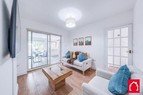 Stuarts 4 bedroom house in Harrow