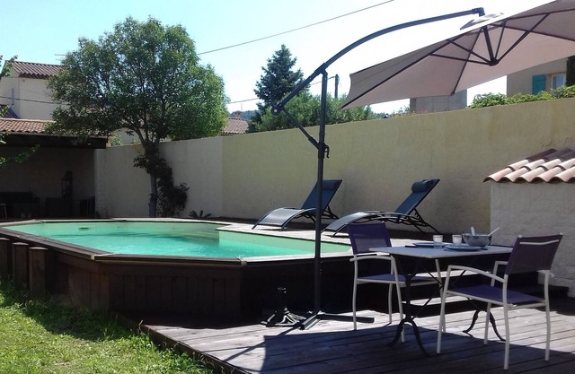 Studio 25m², proche des plages, 20mn de Marseille, 20 mn d'Aix en Pce