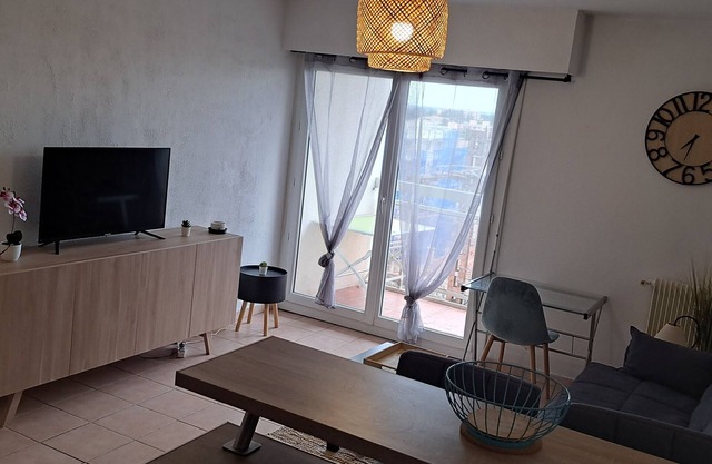 Studio à 2 pas des Arènes