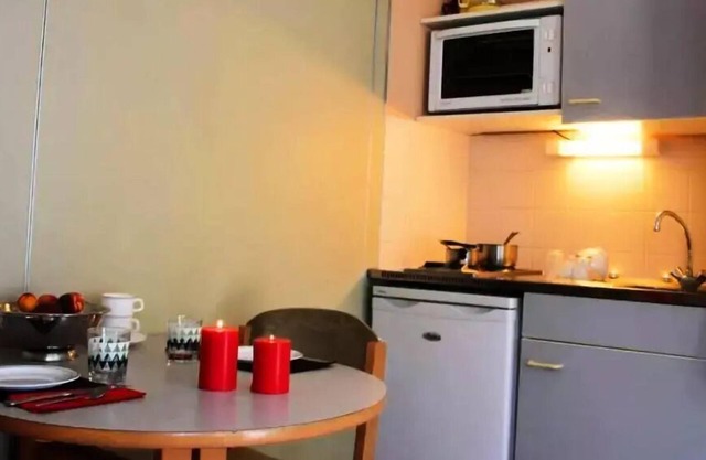Studio 2 personnes 1 bébé