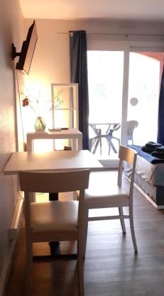 Studio 24 m2 - Hameaux de Camargue - village 9 - 13200 Arles
