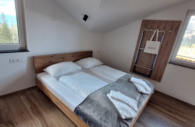 Studio '3' avec vue sur les montagnes, jardin partagé et Wi-Fi