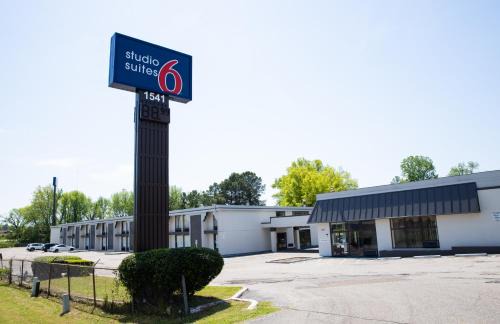 Studio 6 Suites Memphis, TN East Memphis