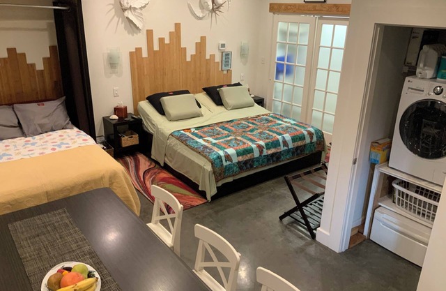 Comfortable studio with AC and WiFi in Lower Town Historic District Paducah