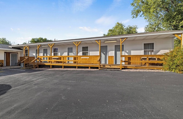Studio Apartment #1 In Moorcroft Wyoming Located Near Keyhole Lake