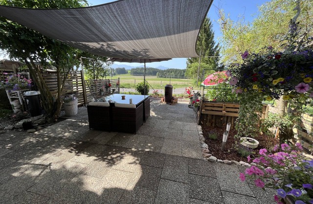 Appartement 'Allgäu Pension Ab In Den Süden' avec vue sur la montagne, terrasse partagée et Wi-Fi