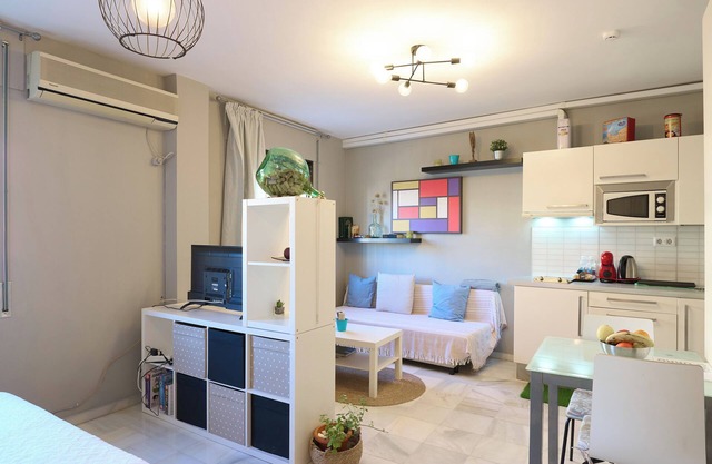 Studio 'Casa Curro' avec Wi-Fi et climatisation