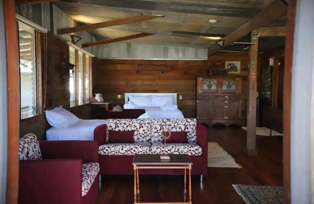 studio apartment close to the ocean and countryside, Takeover Target room