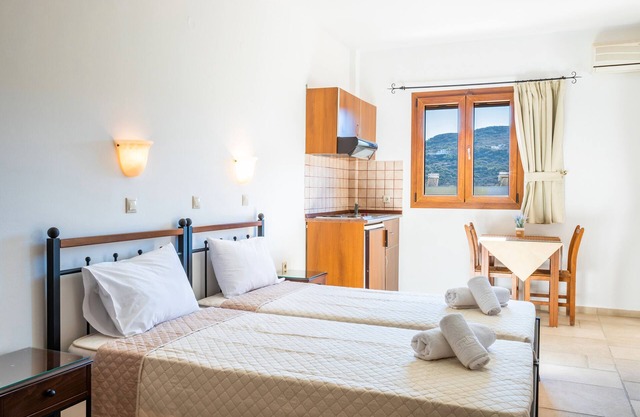 Studio 'No 2' avec vue sur les montagnes, Wi-Fi et climatisation