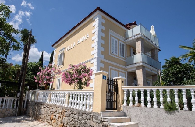 Appartement Studio dans Ika avec Balcon, Climatisation, WIFI, Machine à laver (5025-3)