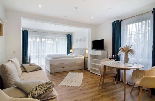 Studio 'Nr 1' avec terrasse partagée, jardin partagé et Wi-Fi